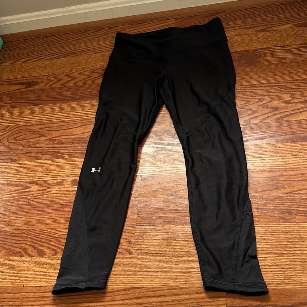 Black under armour leggings